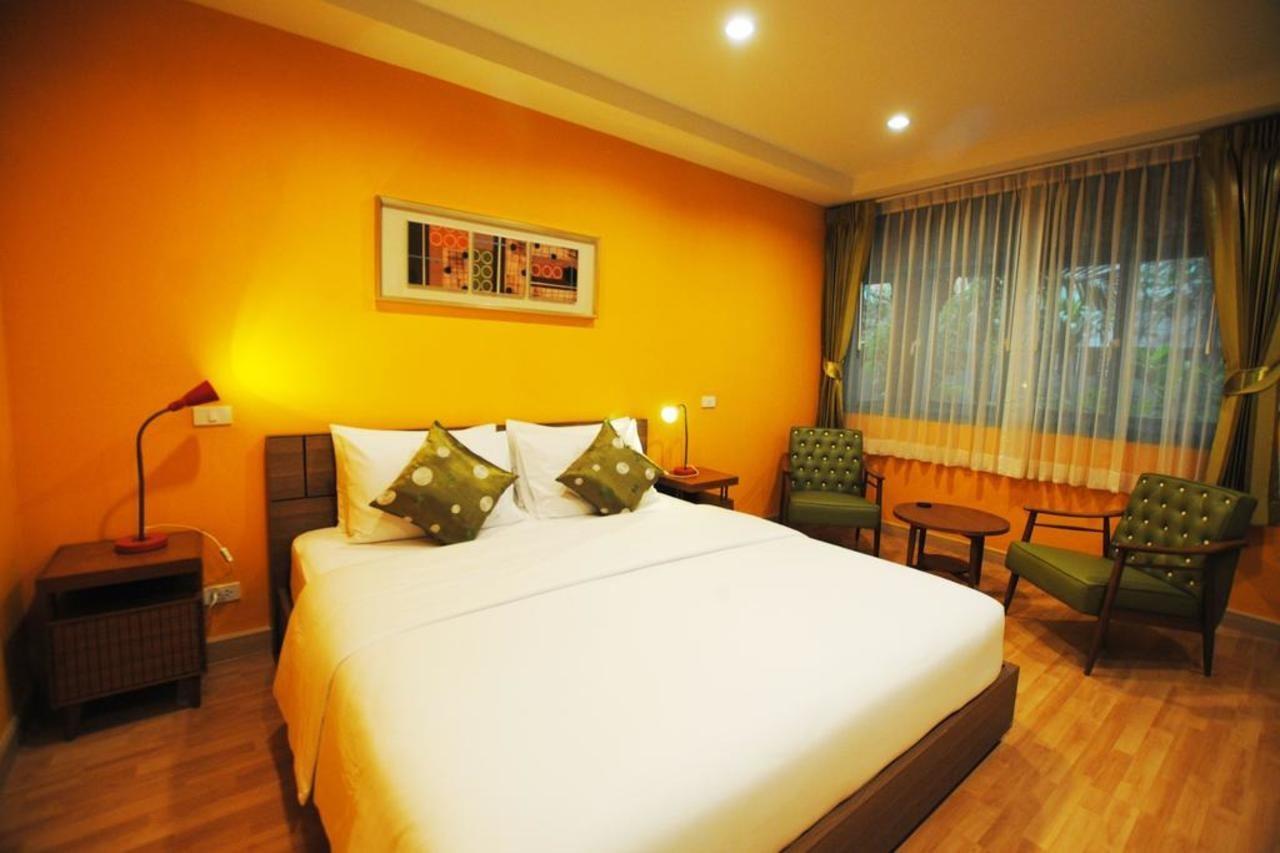Focal Local Bed & Breakfast Bangkok Zewnętrze zdjęcie