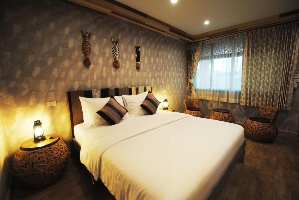 Focal Local Bed & Breakfast Bangkok Zewnętrze zdjęcie