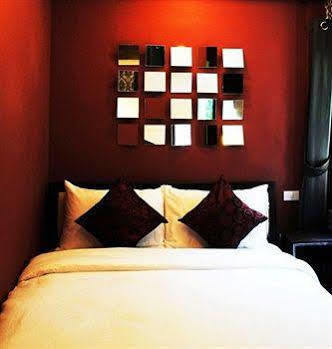 Focal Local Bed & Breakfast Bangkok Zewnętrze zdjęcie
